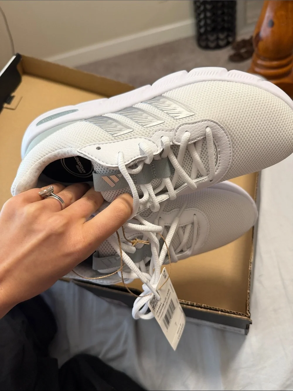 Women’s White Cloudfoam Comfort Running Shoes